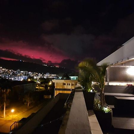 Rooftop - L'Appartement En Haut แซงต์-เดอนี ภายนอก รูปภาพ