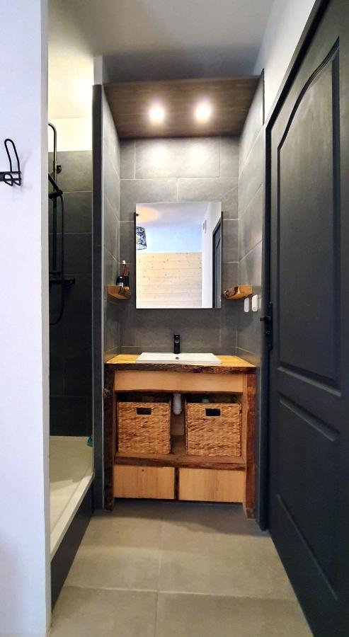 Rooftop - L'Appartement En Haut แซงต์-เดอนี ภายนอก รูปภาพ
